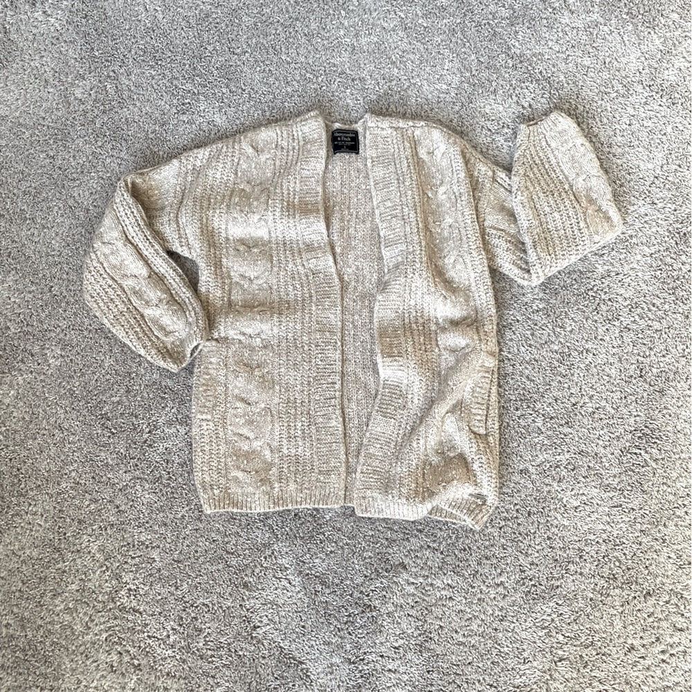 Abercrombie & Fitch cardigan sz S
